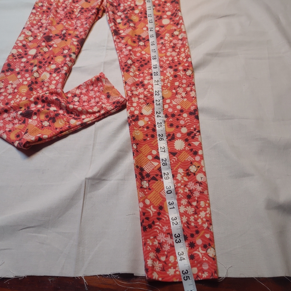 LuLaRoe Leggings Women's One Size Pink Floral Bottoms Skinny Leg Pants - Picture 4 of 10